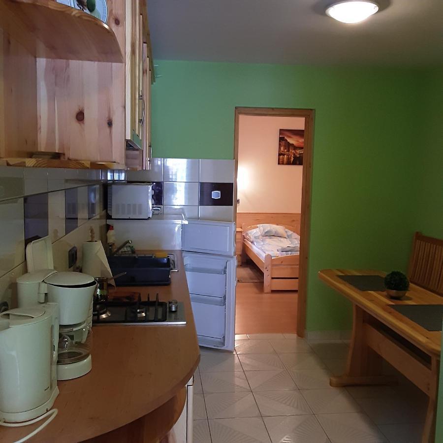Pannon Panzio Restaurant Hotel Pannonhalma Bagian luar foto